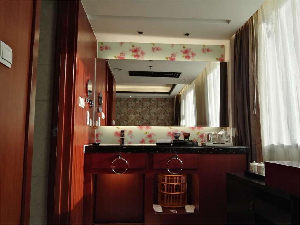 Phoenix Egret Boutique Hotel Taiyuan الغرفة الصورة